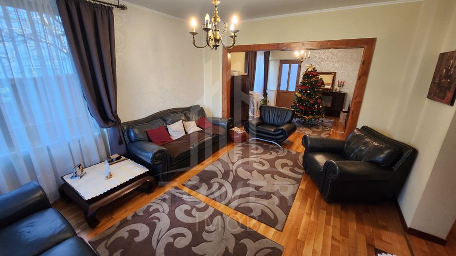 Casa 4 camere zona Centrala 600 mp teren - Poză 10