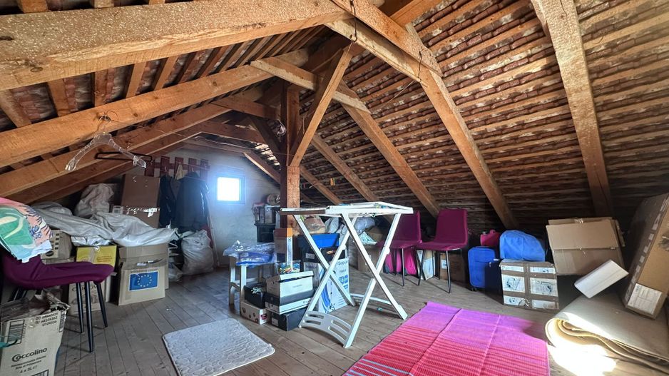 Apartament 3 camere decomandat  78 mp pivnita curte  in zona Centrala - Poză 12
