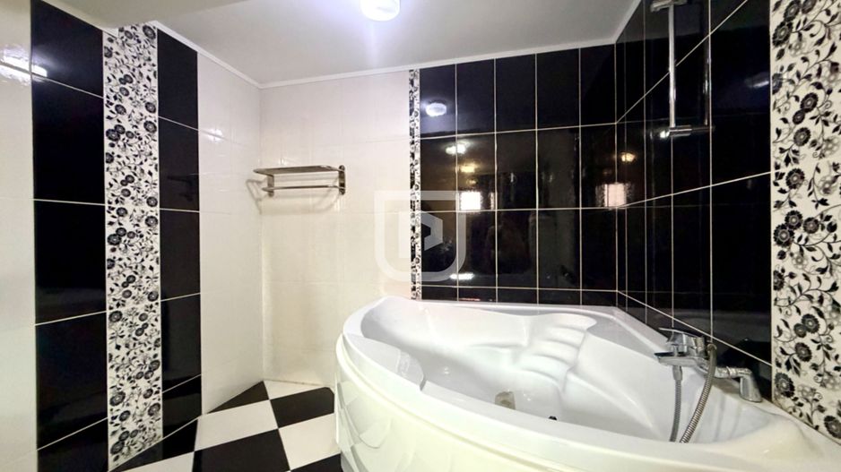 Triplex LUX în centrul Frasin – complet mobilat - Poză 11