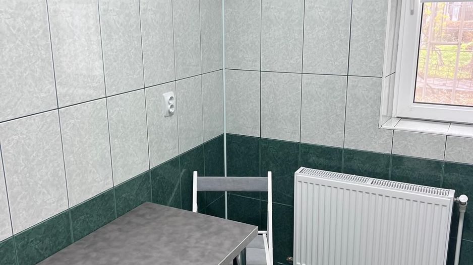 De inchiriat apartament 2 camere – Delfinariu, Constanța - termen lung - Poză 12