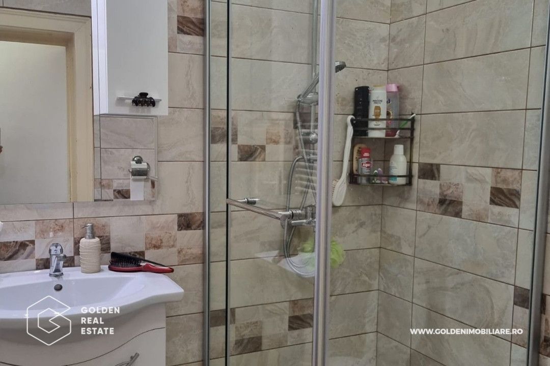 Apartament 3 camere din cărămidă, zona Intim, localitatea Lipova - Poză 6