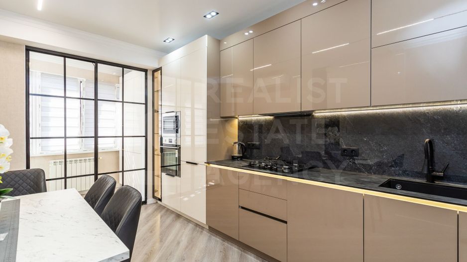 Vânzare, apartament, 2 camere str. Mihail Sadoveanu, Ciocana - Poză 1