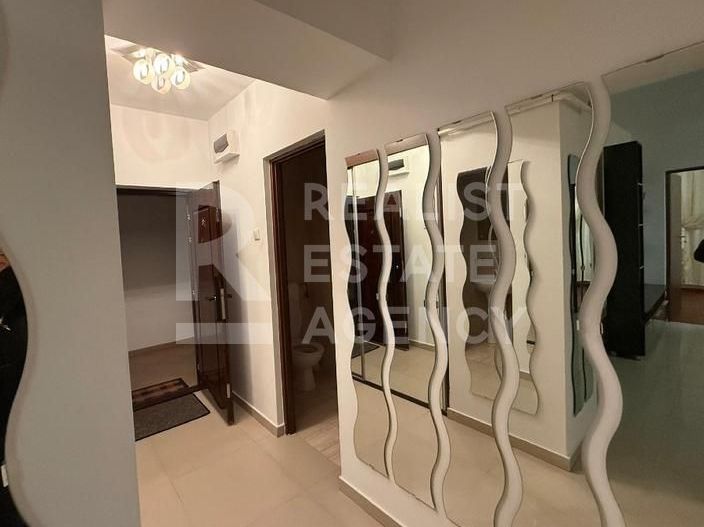 Vânzare, apartament 2 camere, zona Drumul Taberei - Poză 6