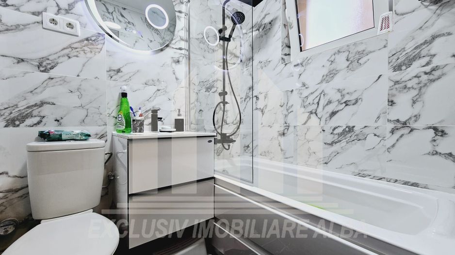 Apartament 3 camere | Etaj 3 | 55 mp | Renovat | Cetate - Poză 7