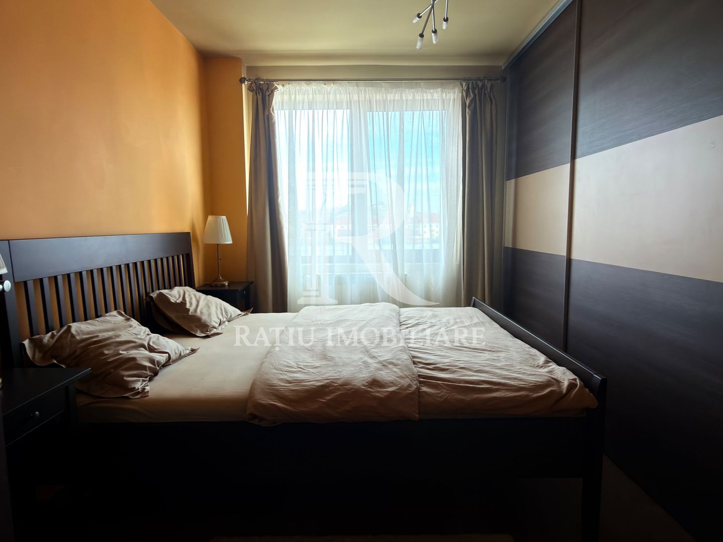 Apartament 3 camere | 2 dormitoare | Centrul Civic | Oradea - Poză 17