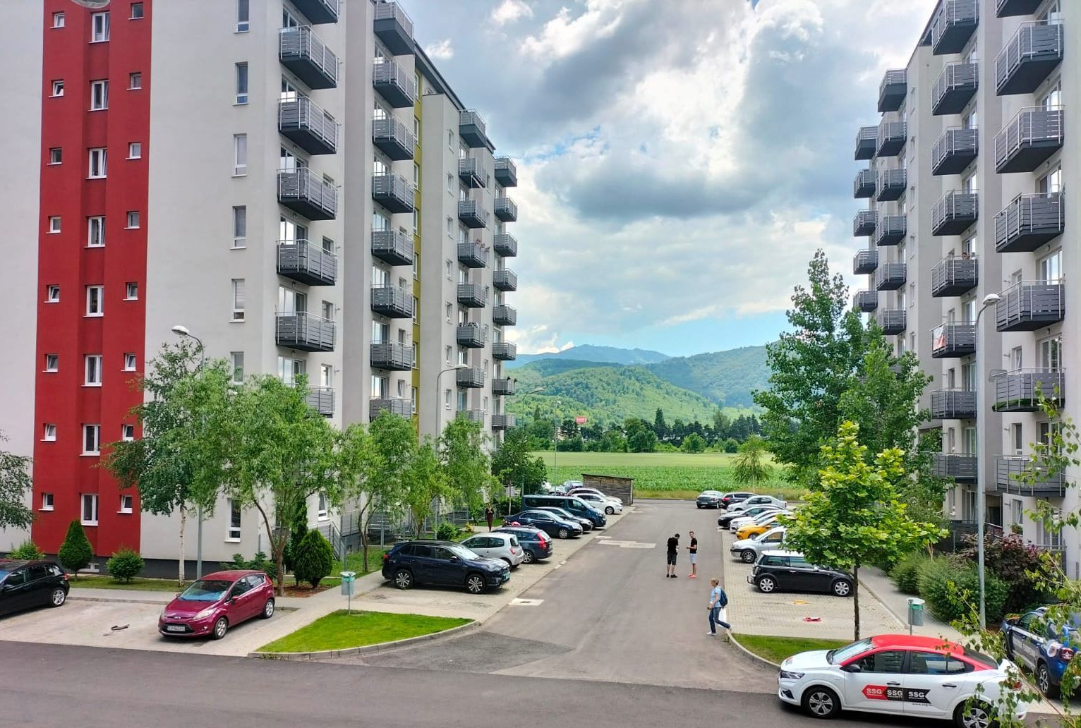 Vindem apartament 3 camere complet renovat cu vedere pe 2 parti - Poză 4