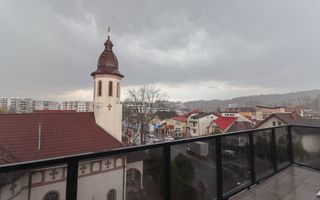 Penthouse dispus pe 2 niveluri in Dambul Rotund - Poză 10