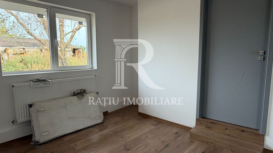 Casa 3 camere | Renovata Recent | Curte | Episcopia | Oradea - Poză 8