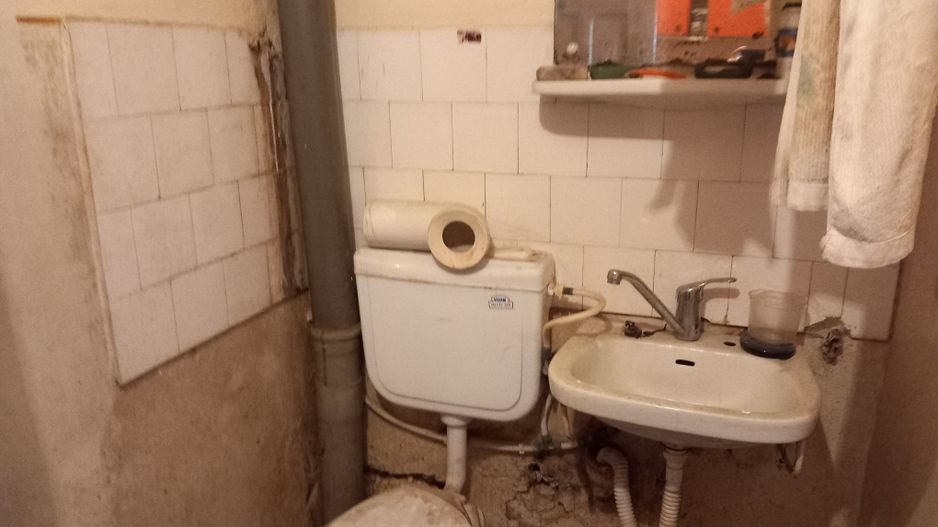 BRASADAS vinde garsoniera la etajul 2 în Micro 15 - Poză 5