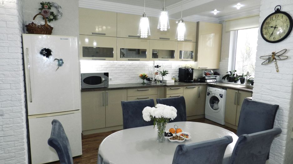 Apartament cu două dormitoare și living comasat cu bucătărie - Poză 6