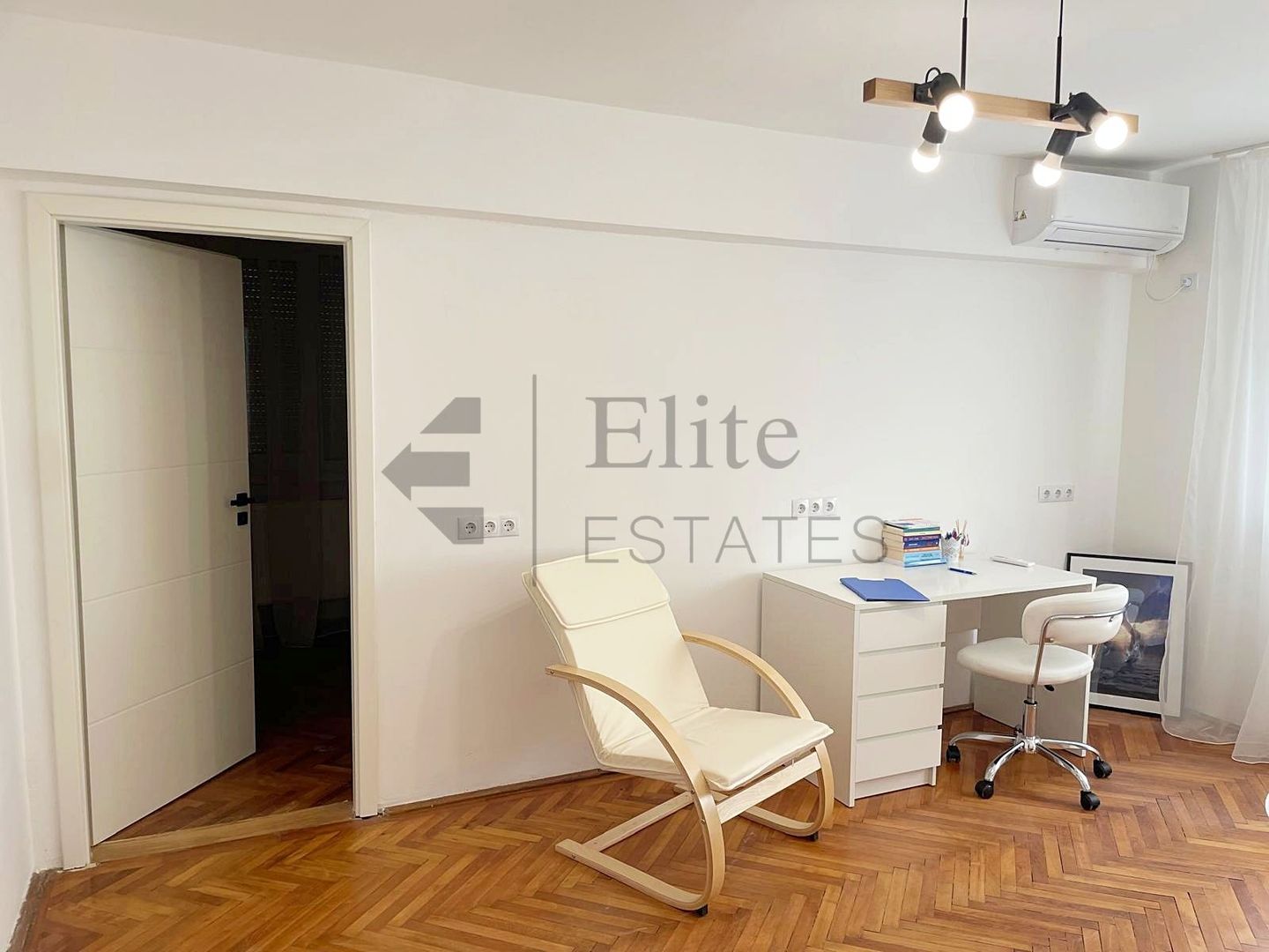 Birou ultracentral cu 2 camere de inchiriat în Oradea - Poză 3