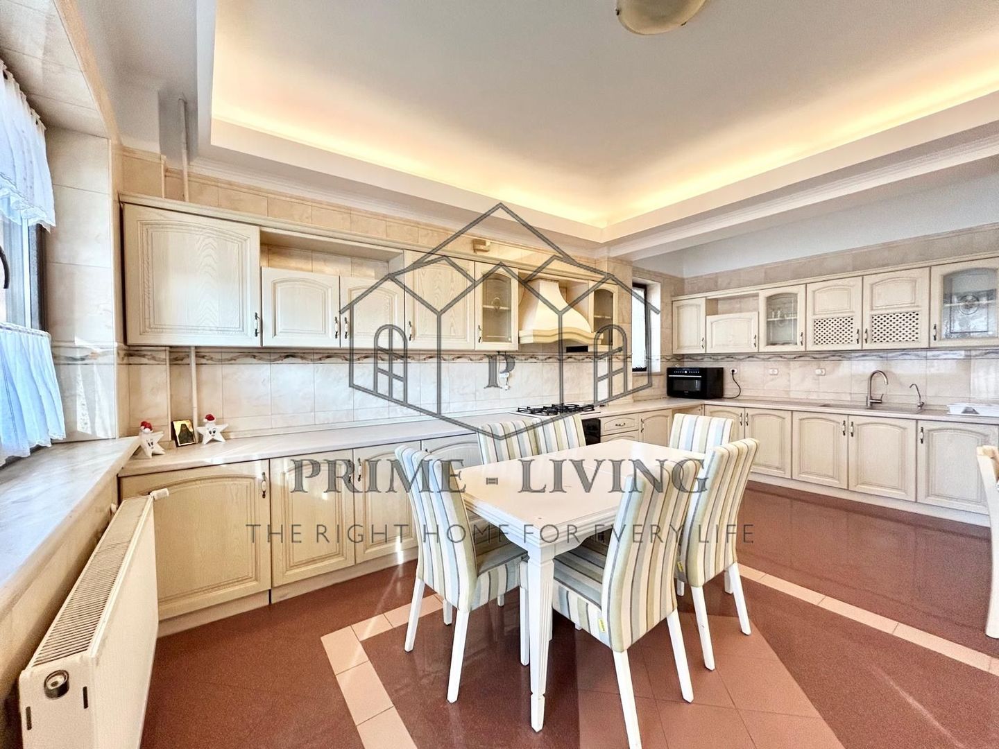 APARTAMENT SPATIOS CU 4 CAMERE LA INCHIRIERE LANGA PARCUL HERATSRAU - Poză 3