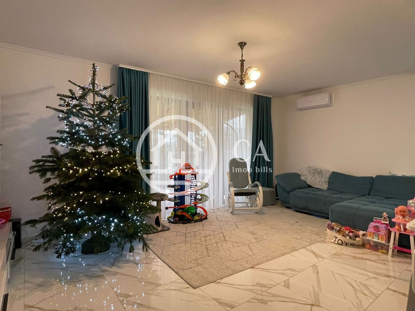 Casă de închiriat cu 4 camere în Santandrei, Oradea. - Poză 4