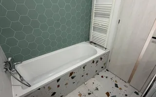 3 Camere Premium cu Terasă de 36 mp și 2 Garaje – Floresti. - Poză 13
