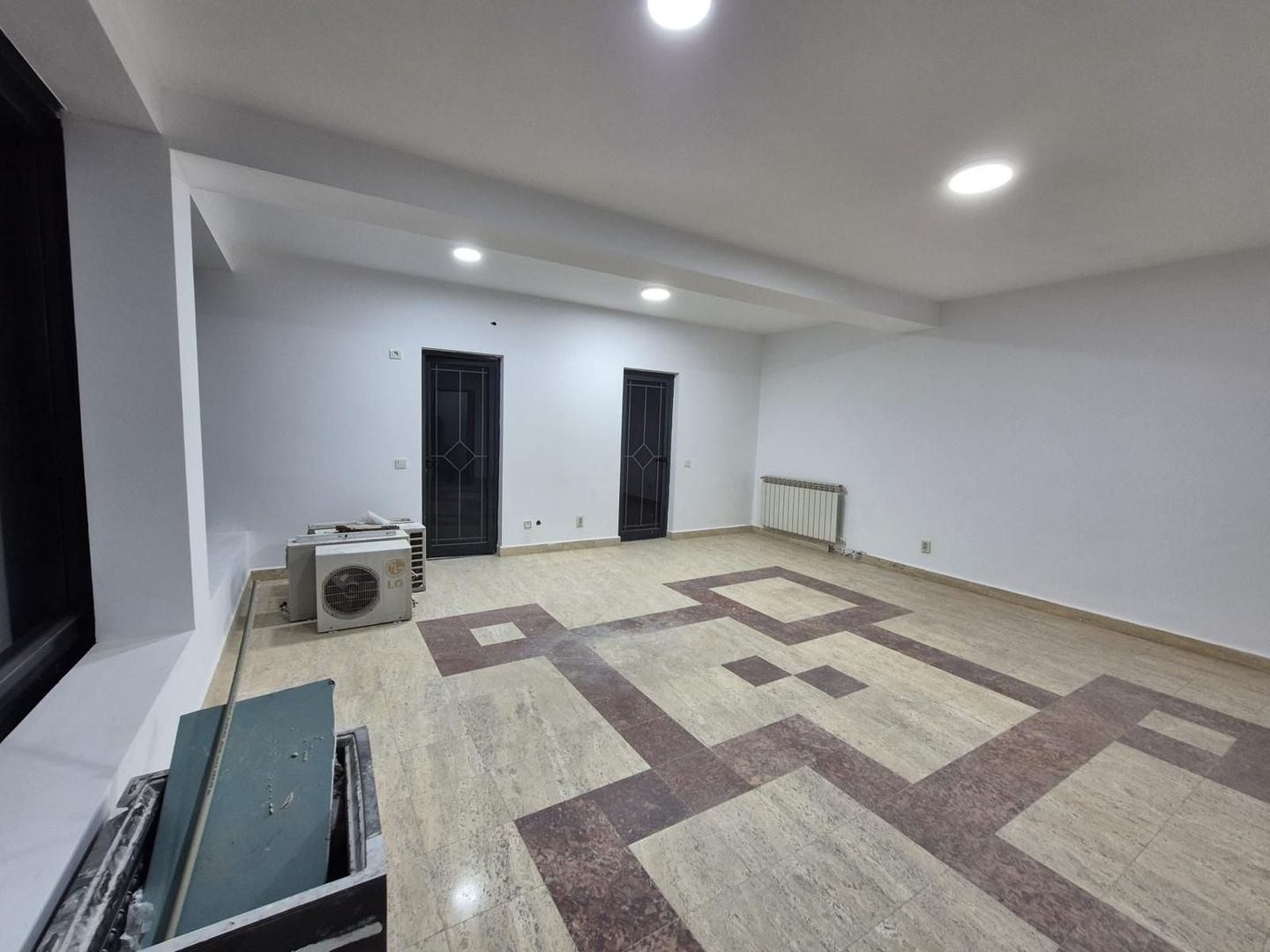 Oportunitate investitie - Vila renovata cu chiras in zona Bucurestii Noi - Poză 14