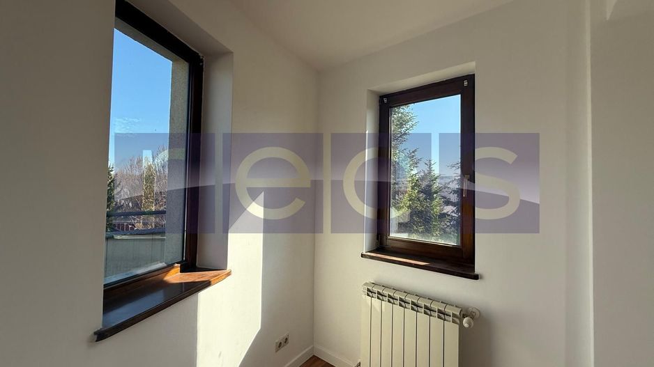 INCHIRIERE VILA DEOSEBITA EROU IANCU NICOLAE | PISCINA | 7 CAMERE | 1300MP CURTE - Poză 14