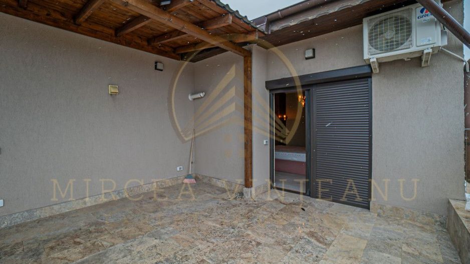 Delfinariu/B-dul. Mamaia - Apartament cu 3 camere într-un bloc finalizat în 2009 - Poză 36