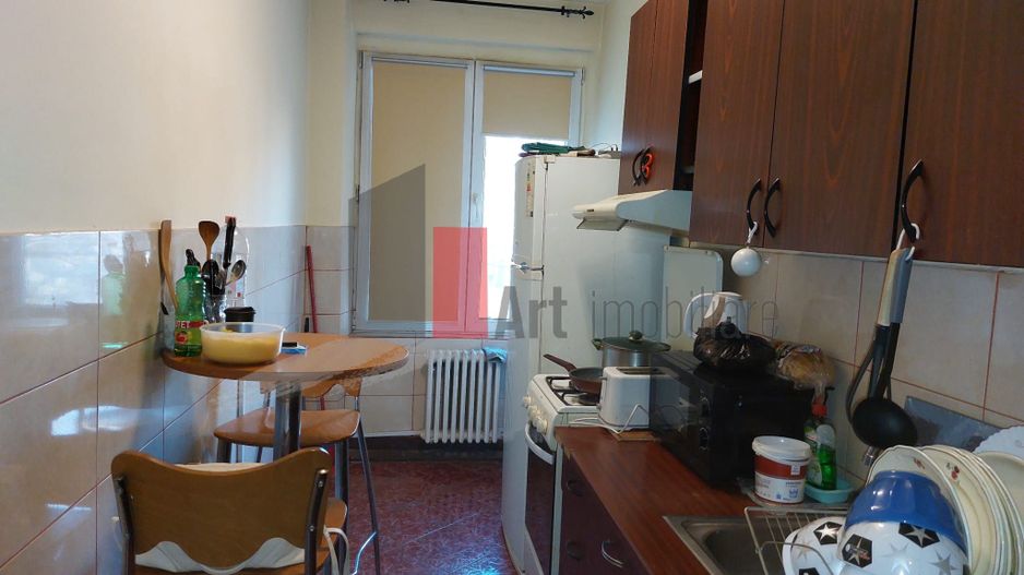 Apartamentul "SUPERMETO", pozitie foarte buna, amenajat - Poză 10