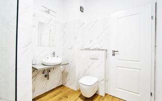 Apartament la casa, de inchiriat cu 2 camere in zona Centrala, Oradea - Poză 8