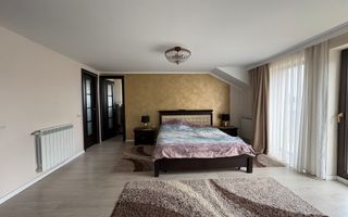 Casa cu 5 camere  I Curte 920 mp  I Tocile - Poză 5