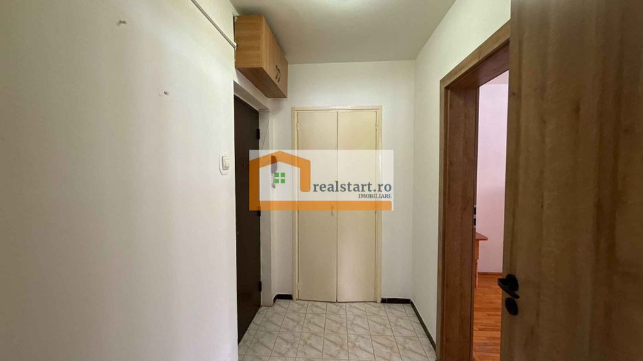 Parter Inalt, langa Mall Park Lake, Metrou Dristor, Piata, Centrala termica, - Poză 13