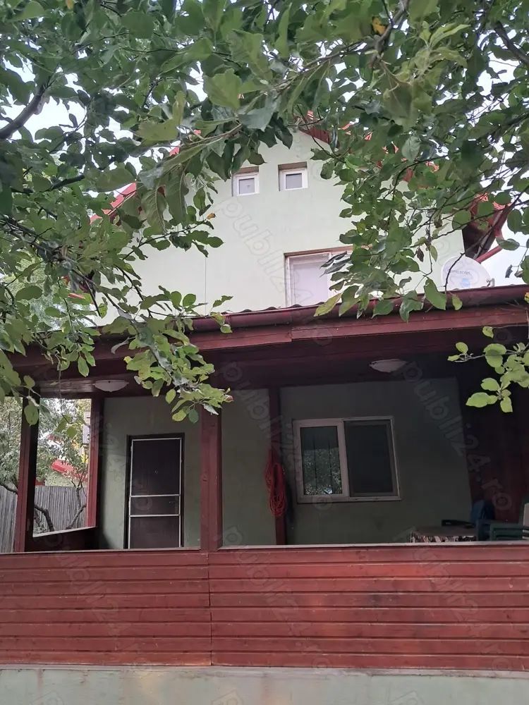 Casă de vânzare P+1 în Otopeni   Zona centrala - Poză 2
