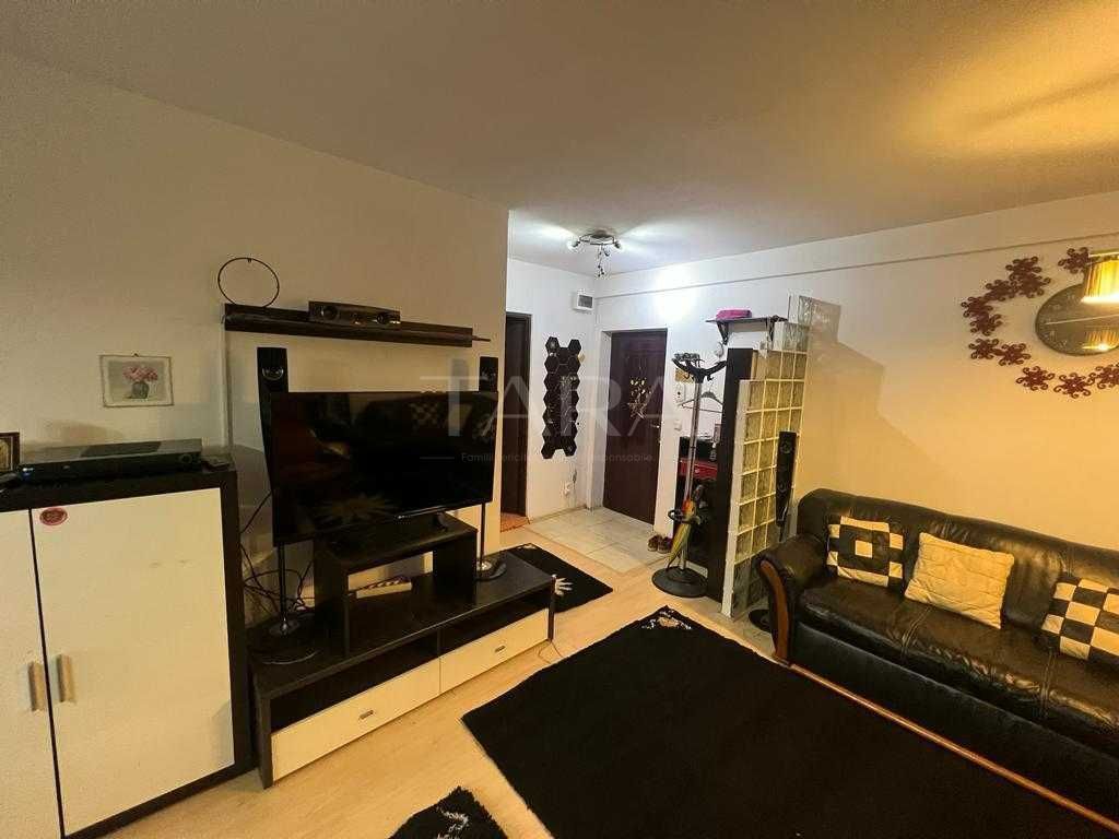 Apartament 2 camere – Baciu, zona Petrom, etaj intermediar - Poză 2