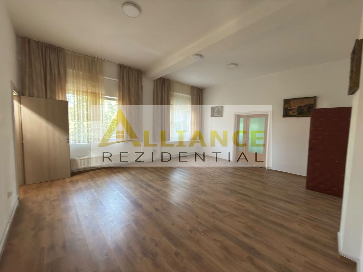 CASA INDIVIDUALA CU POTENTIAL COMERCIAL – CATELU, STRADA INDEPENDENTEI - Poză 14