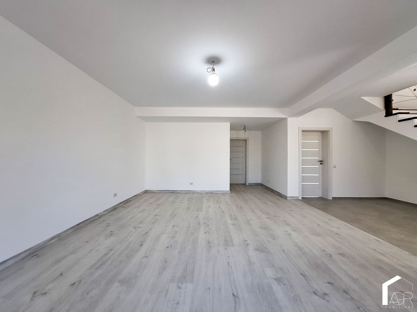 Vila P+1E, cu 5 camere, Paulesti - Poză 5