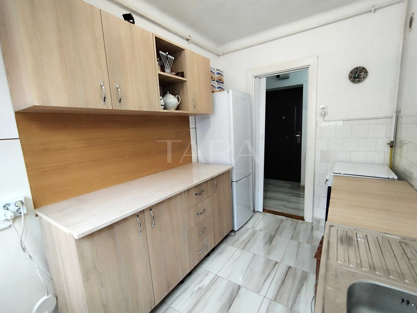 Apartament 2 camere- zona Facultatea de Litere - Poză 4