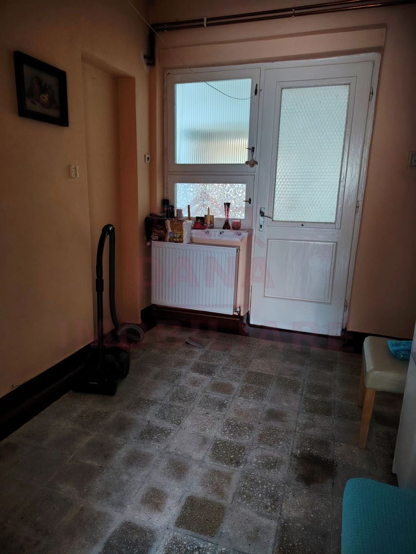CASĂ DE VÂNZARE 5 CAMERE ÎN OȚELU-ROȘU, \JUD. CS - Poză 9