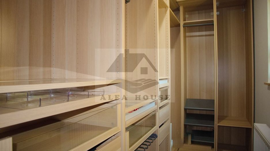 Casa deosebita cu 4 camere, 228 mp, Brașov - Cartierul Stupini - Poză 18