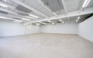 Hală industrială / spațiu comercial – VÂNZARE – DN 65B – Bradu, zonă comercială - Poză 4