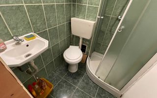 Garsoniera de vanzare-ideala pentru locuit sau investitie - Poză 13