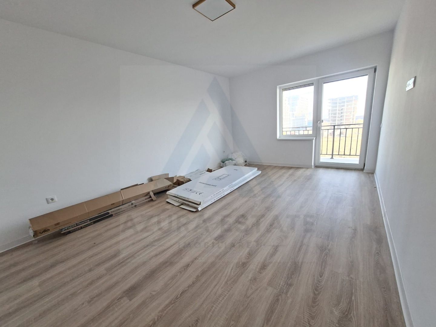 Apartament finisat modern 2 camere loggie si parcare pe Doamna Stanca - Poză 5