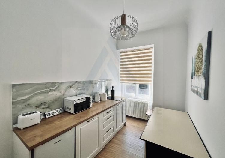Apartament ultracentral 3 camere 91 mp utili 2 bai pe Mitropoliei - Poză 9