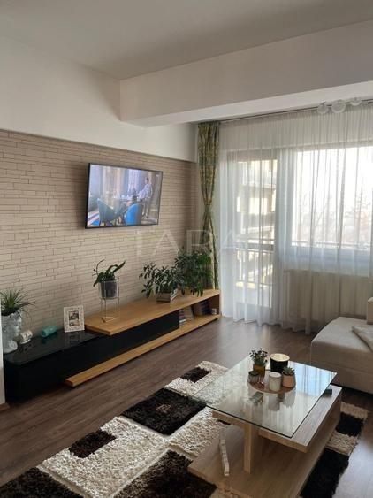 Apartament premium cu 2 camere, balcon generos, aproape de centru. - Poză 3
