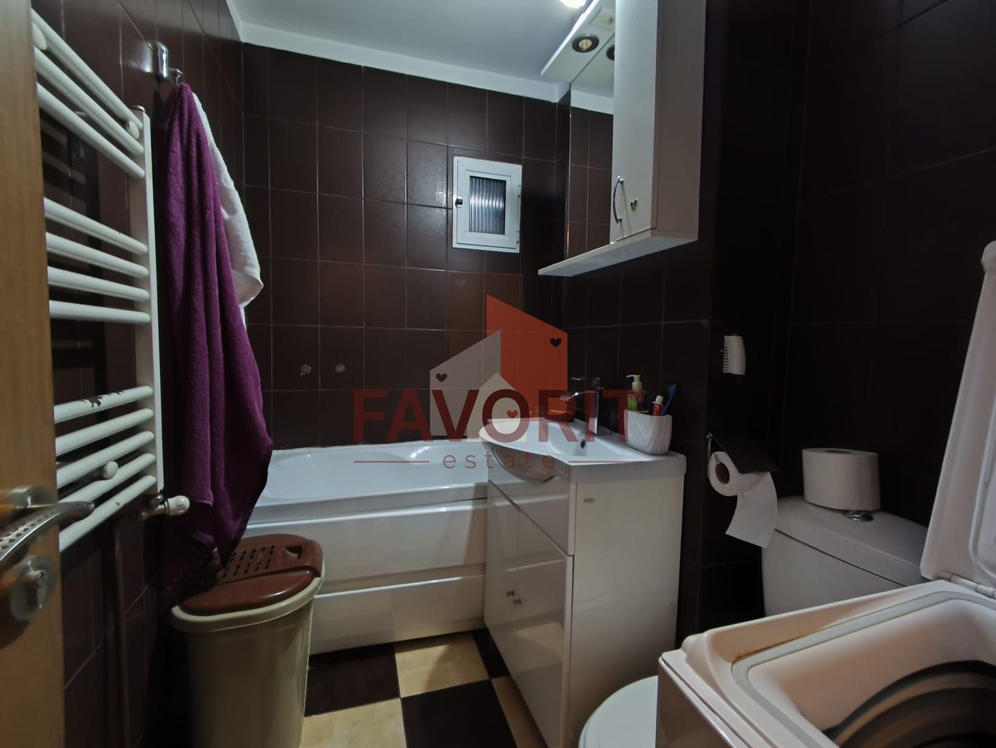 2 camere | centrala proprie | mobilat si utilat | zona excelenta | - Poză 11