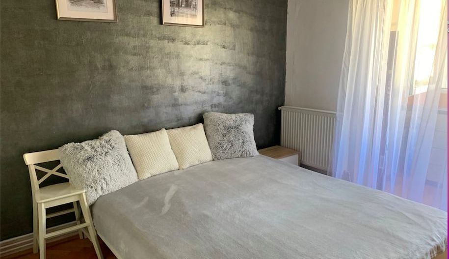 APARTAMENT RENOVAT 3 CAMERE BUCOVINA - Poză 6