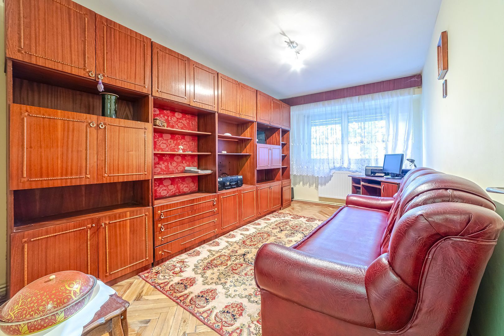 De închiriat apartament 3 camere - tip Samantha - Polivalentă - Poză 3