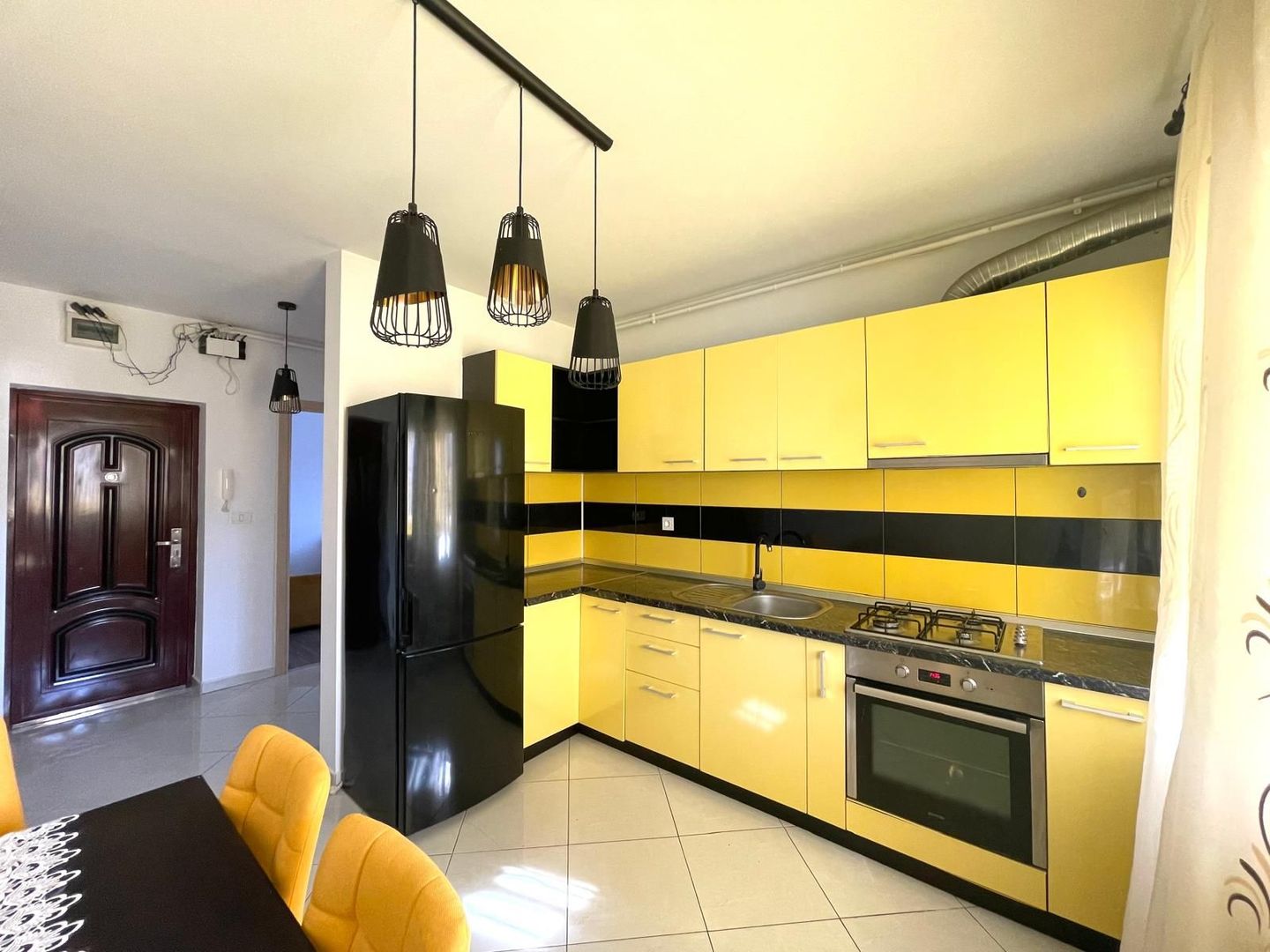 Apartament 3 camere zona Soarelui - 97.000 - Poză 4