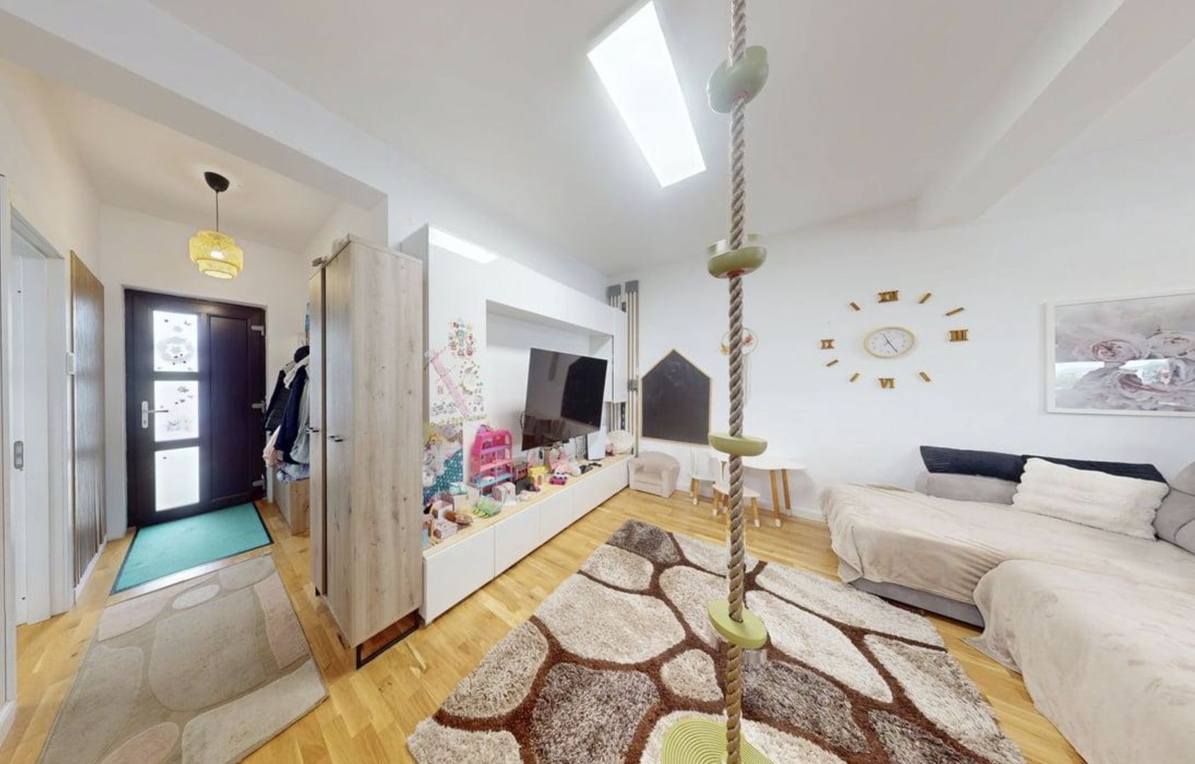 Casa de vanzare in Cristian - duplex - 125 mp utili + teren de 250 mp - Poză 3