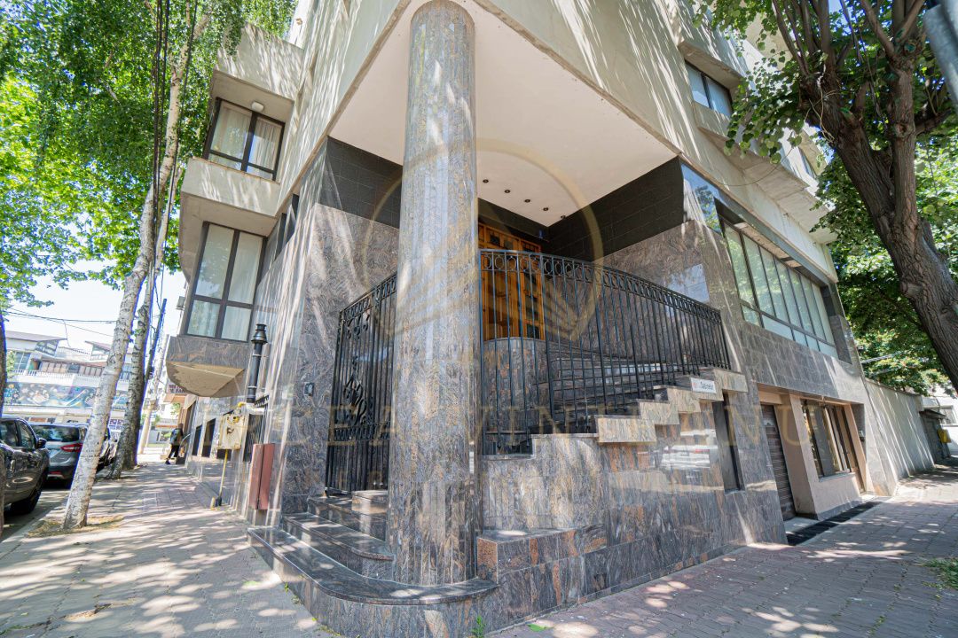 Ultracentral -Cladire impozanta  D+P+2E. - Poză 52