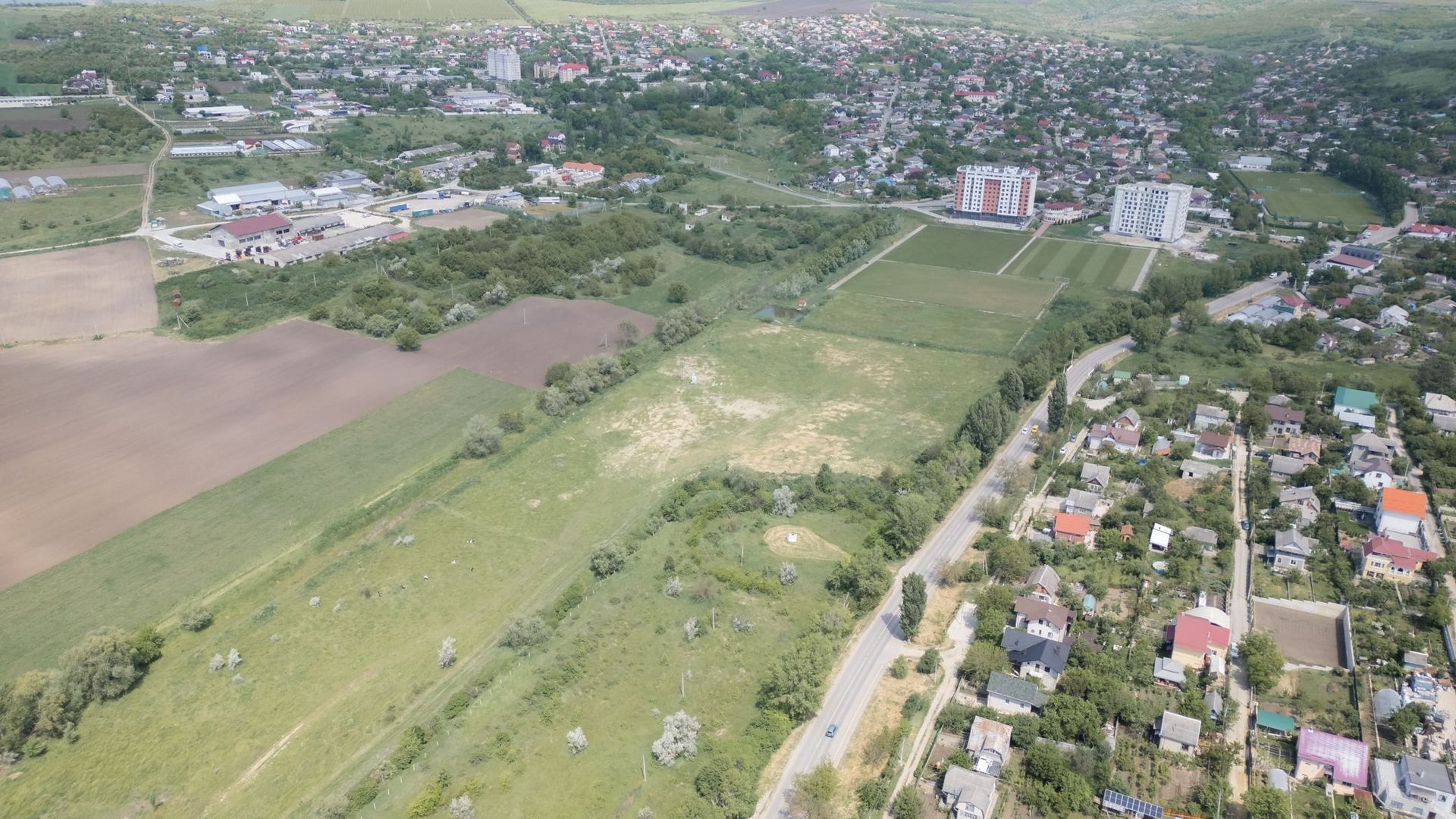 Teren pentru construcție (1.092 ha) în com. Ghidighici mun. Chișinău - Poză 17