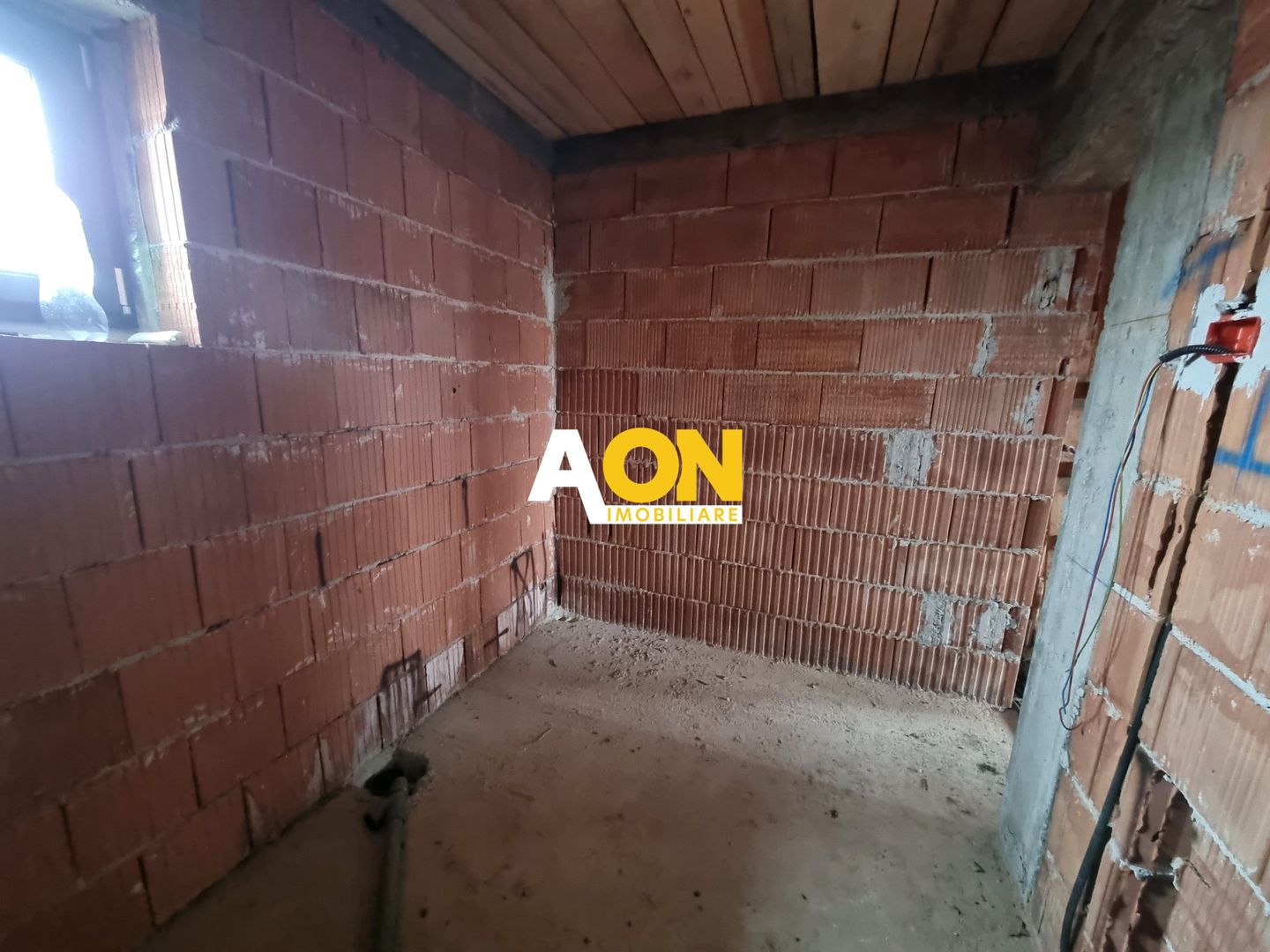De vanzare 1/2 duplex, 4 camere, 224mp teren, Orizont - Poză 14