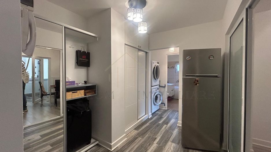 Apartament 2 camere decomandat, complet renovat, etaj 3/4,zona de sus - Poză 13