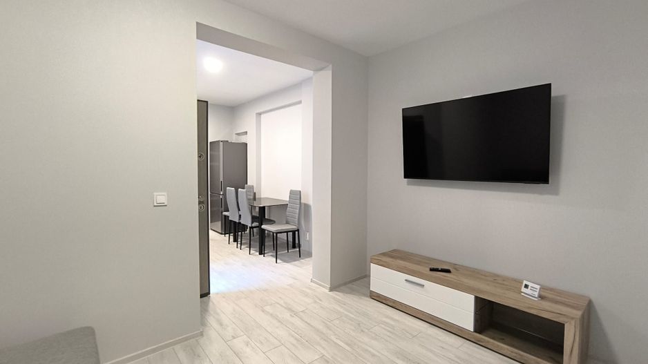 Inchiriere apartament 2 camere nou renovat si curte strada Horea - Poză 8