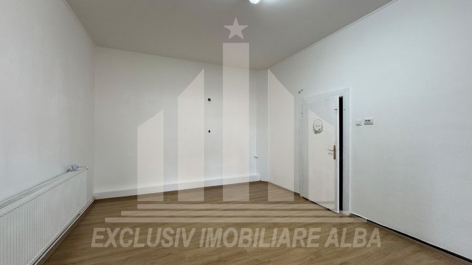 Casa individuala | De inchiriat | 200 mp | 430 mp teren | Cetate - Poză 7