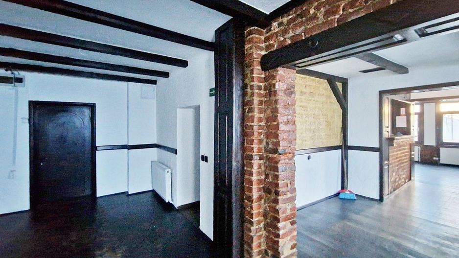 AZURA Imobiliare - Spatiu Comercial Bulevard Ultracentral Pitesti - Poză 4