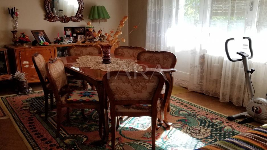 4 camere decomandate în Mănăștur – potențial excelent. - Poză 2